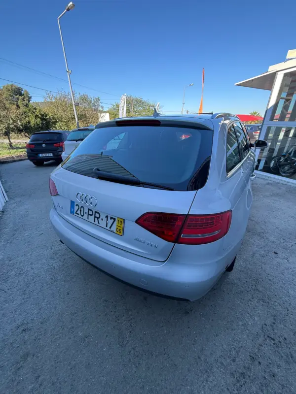 Audi A4 2.0 TDi Sport 13