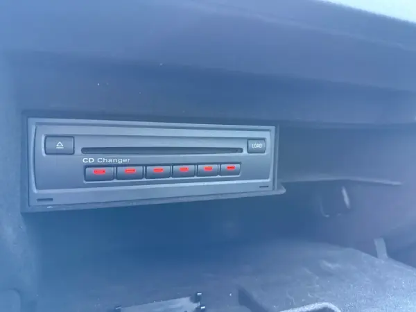 Audi A4 2.0 TDi Sport 16