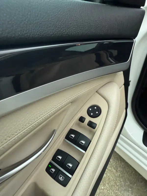 BMW 525 d Auto 126g 7