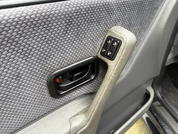 Ford Escort Cabrio 1.4 Ghia 6