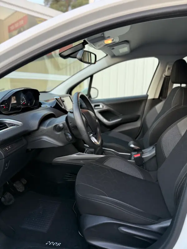 Peugeot 2008 1.2 PureTech Active 4