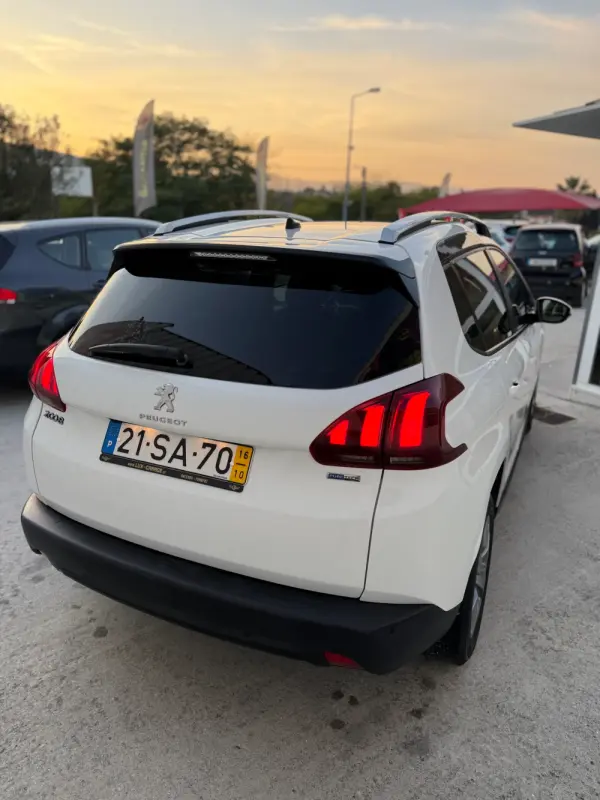 Peugeot 2008 1.2 PureTech Active 13
