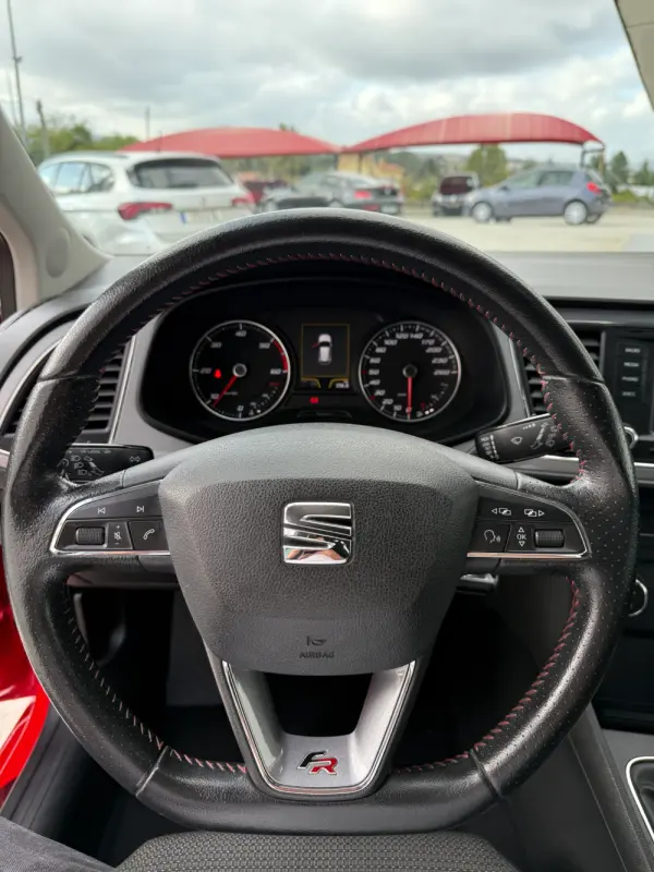 SEAT Leon 2.0 TDi FR S/S 5