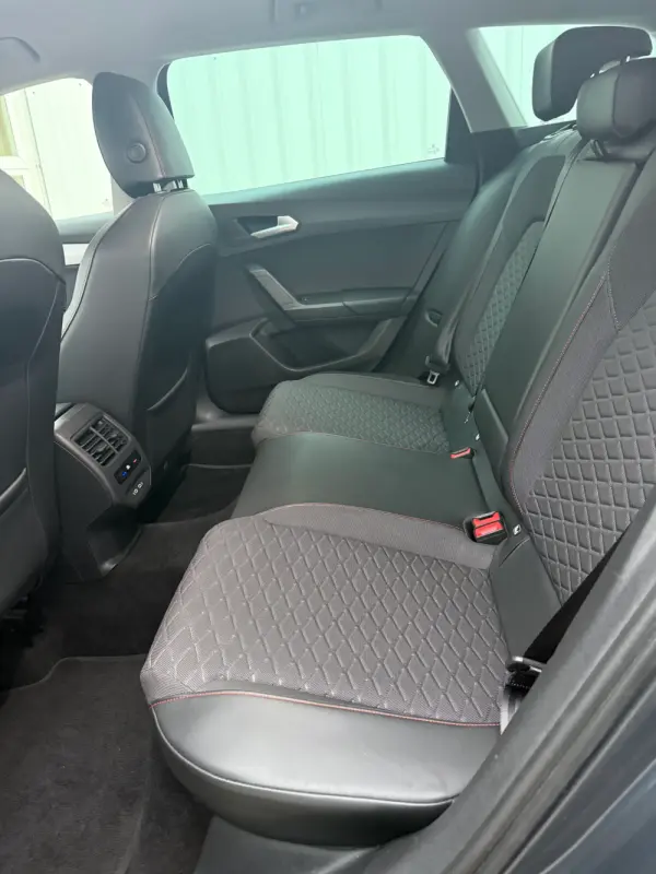 SEAT Leon ST 2.0 TDI FR DSG 10