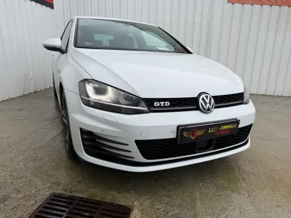 Volkswagen Golf 2.0 TDi GTD 5
