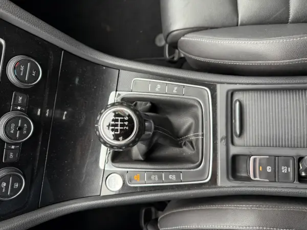 Volkswagen Golf 2.0 TDi GTD 13