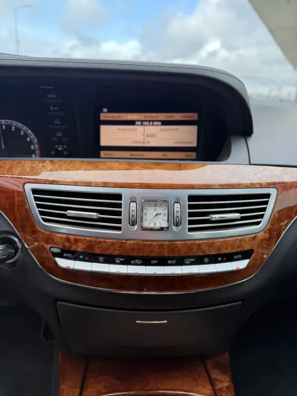 Mercedes-Benz S 350 BlueTEC 4-Matic 8