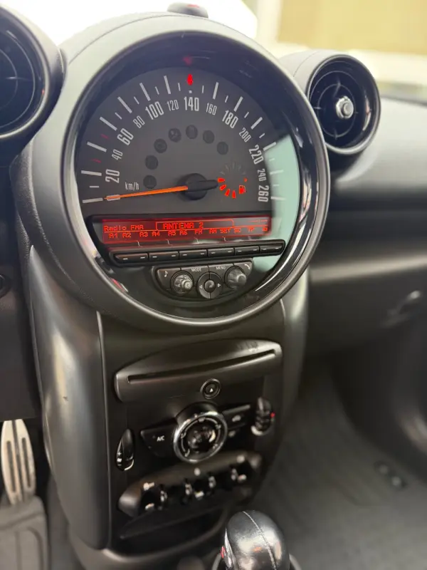 MINI Countryman Cooper SD ALL4 Auto 9