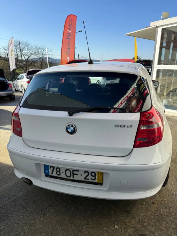 BMW 118 d Line Sport 12