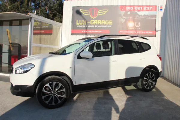 Nissan Qashqai +2 1.6 dCi Tekna Premium 18 360 4