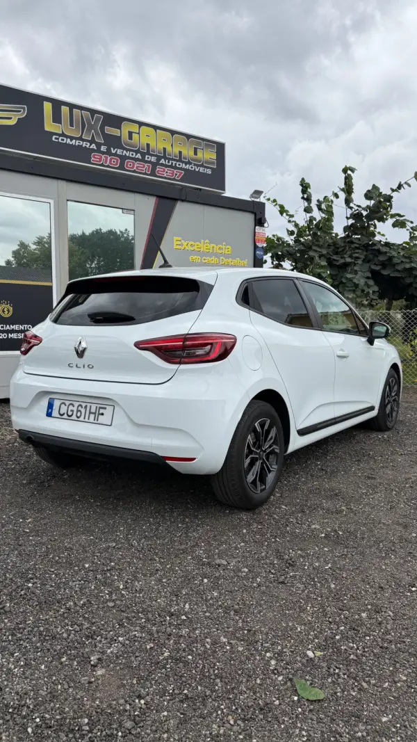Renault Clio 1.5 Blue dCi Intens 23