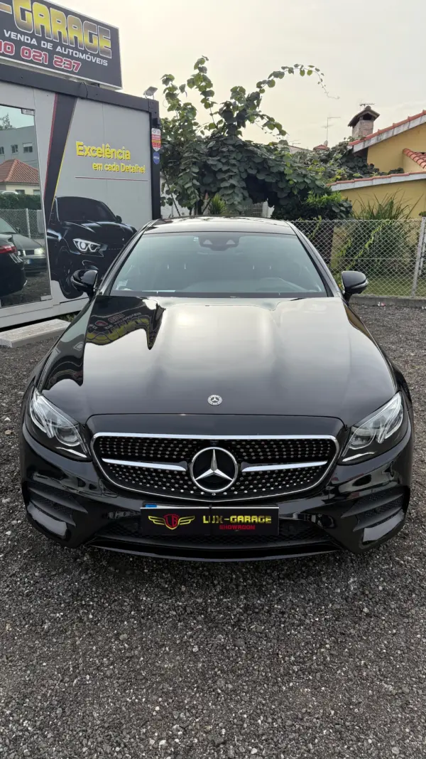 Mercedes-Benz E 220 d AMG Line 4