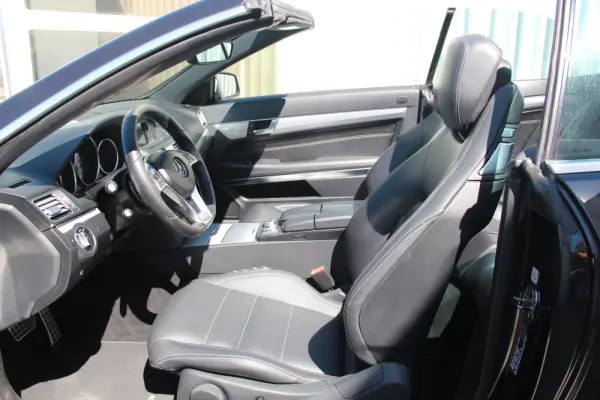 Mercedes-Benz E 250 BlueTEC Auto 22