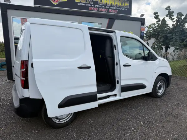 Toyota Proace ProAce City 12