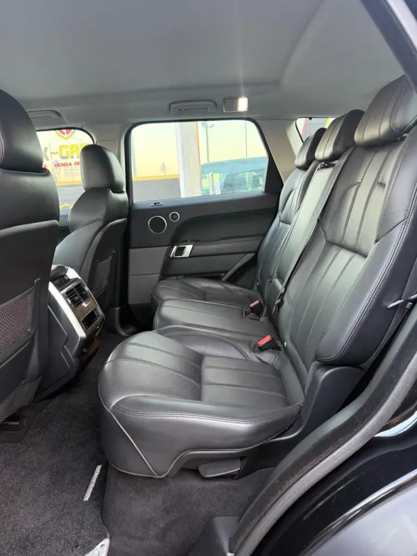Land Rover Range Rover Sport HSE 42