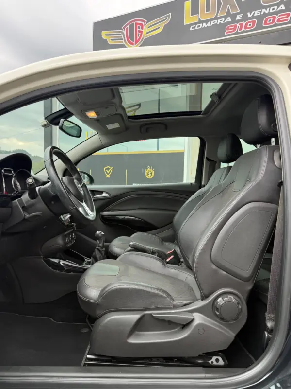 Opel Adam 1.2 Glam 7