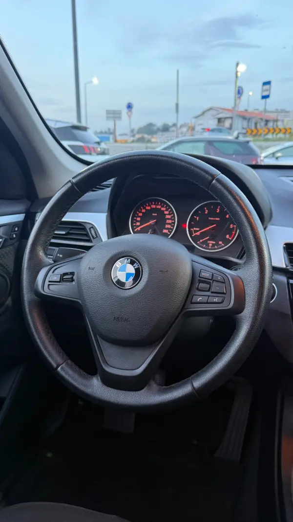 BMW X1 16 d sDrive 18