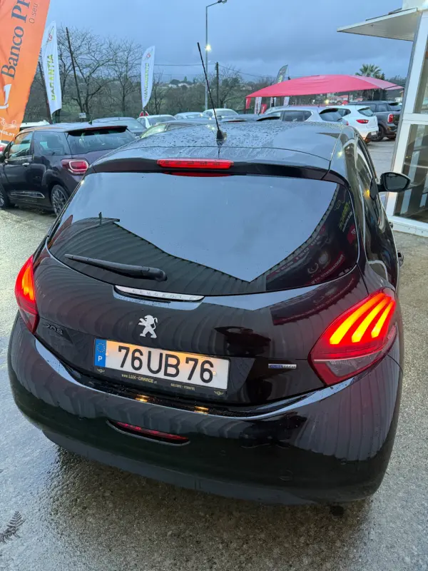 Peugeot 208 1.2 PureTech Style 15