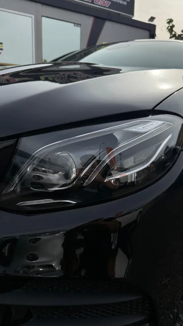 Mercedes-Benz E 220 d AMG Line 5