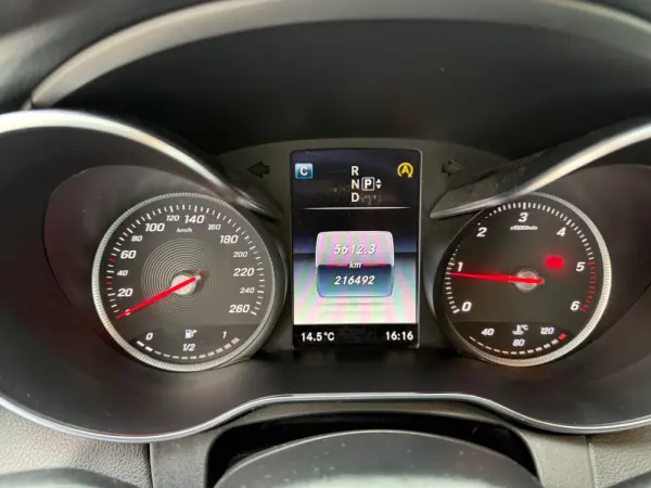 Mercedes-Benz C 220 d 4Matic Station 9G-TRONIC AMG Line 9