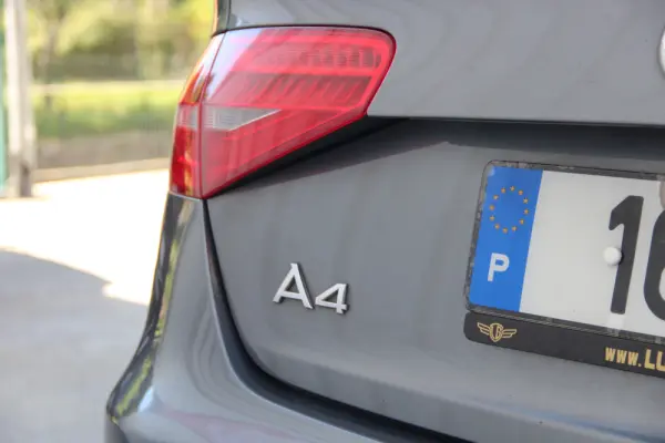 Audi A4 2.0 TDI multitronic Business Line 16