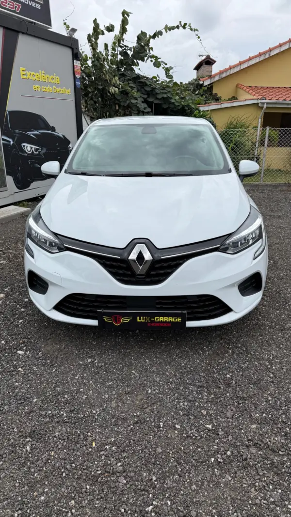 Renault Clio 1.5 Blue dCi Intens 4