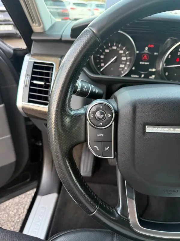 Land Rover Range Rover Sport HSE 39