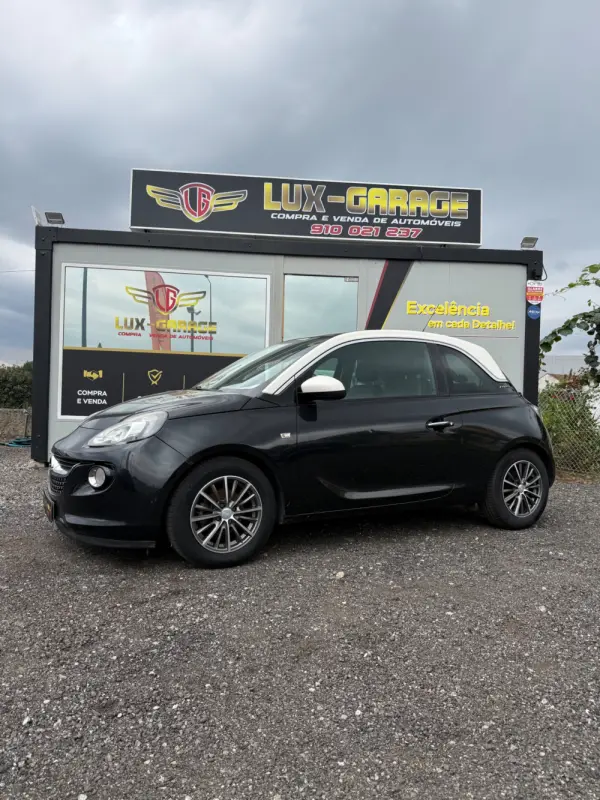 Opel Adam 1.2 Glam 2