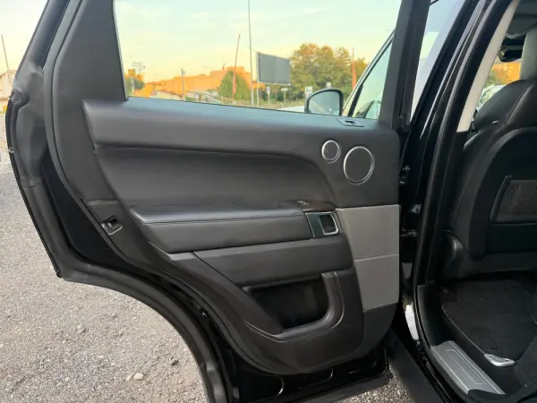 Land Rover Range Rover Sport HSE 44