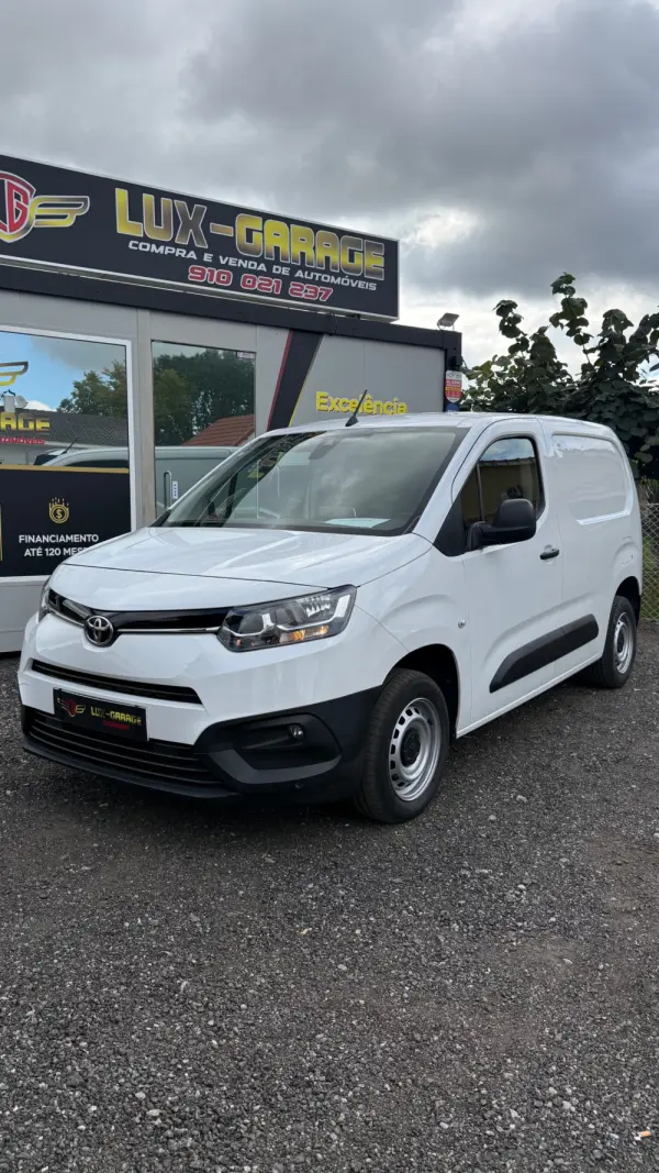 Toyota Proace ProAce City 4