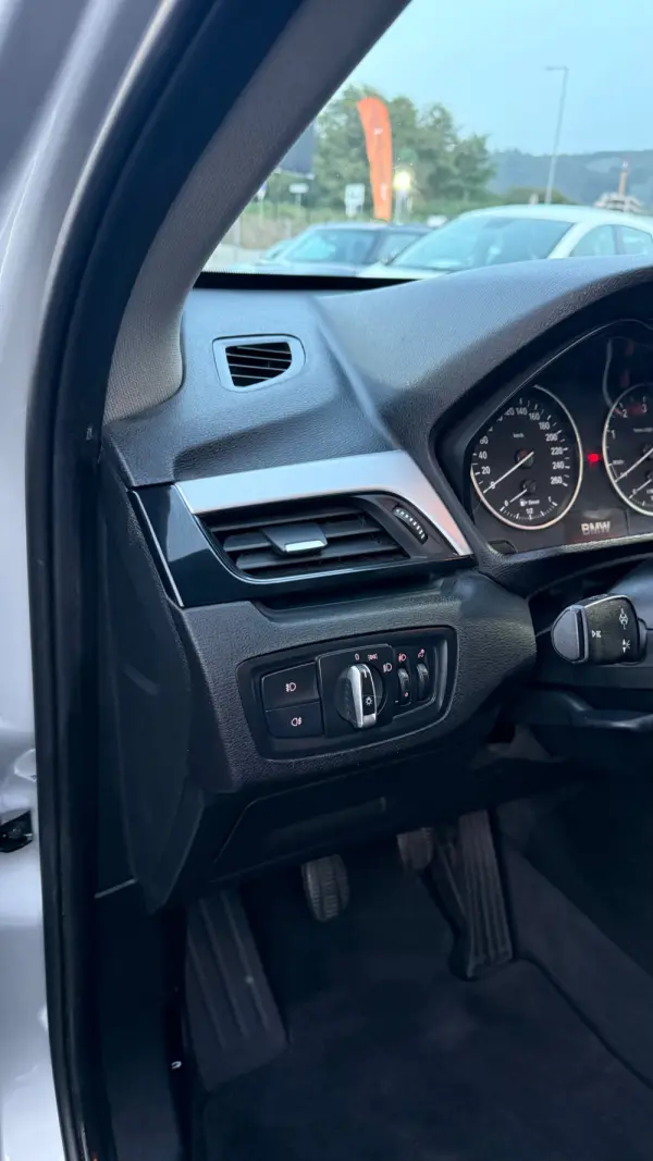 BMW X1 16 d sDrive 12