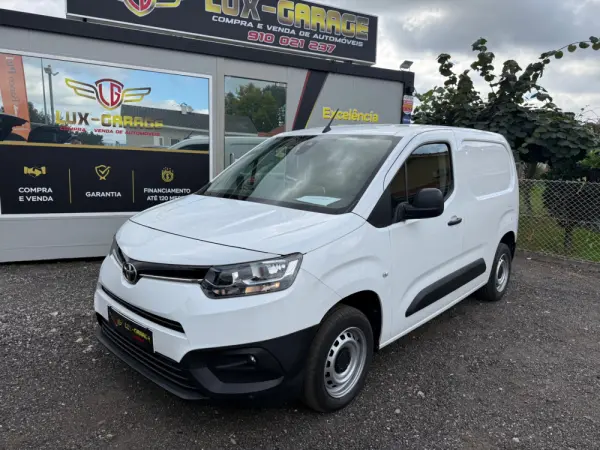 Toyota Proace ProAce City 3
