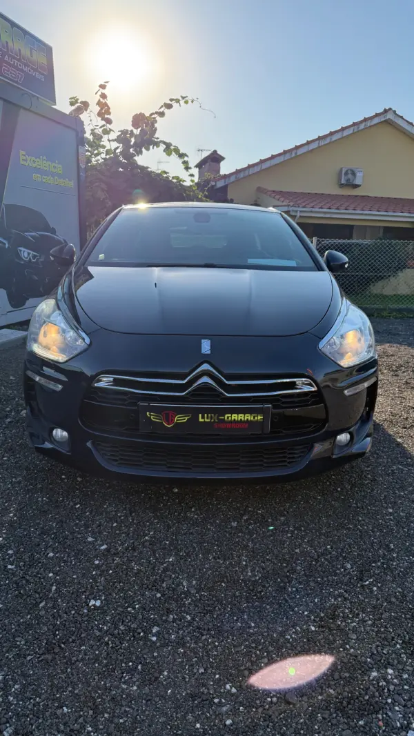 Citroen DS5 2.0 HDi Hybrid4 So Chic CMP6 8