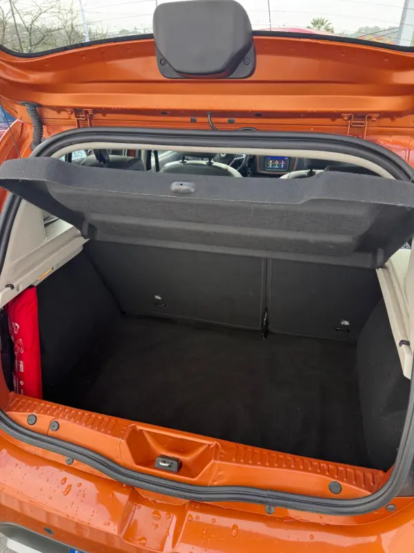 Dacia Sandero 0.9 TCe Stepway 10