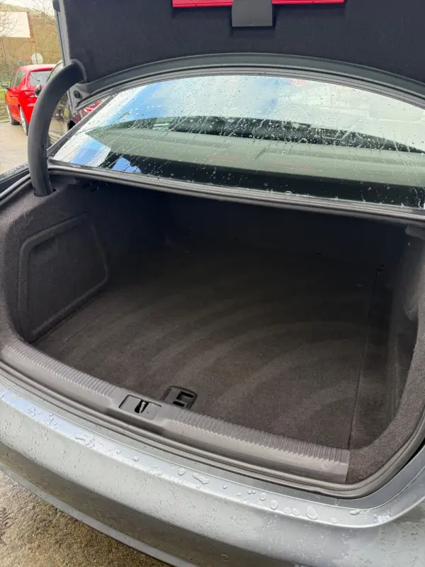 Audi A4 2.0 TDI multitronic Business Line 12