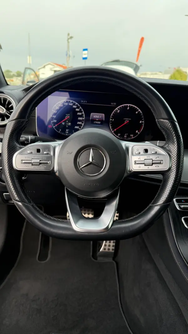 Mercedes-Benz E 220 d AMG Line 24