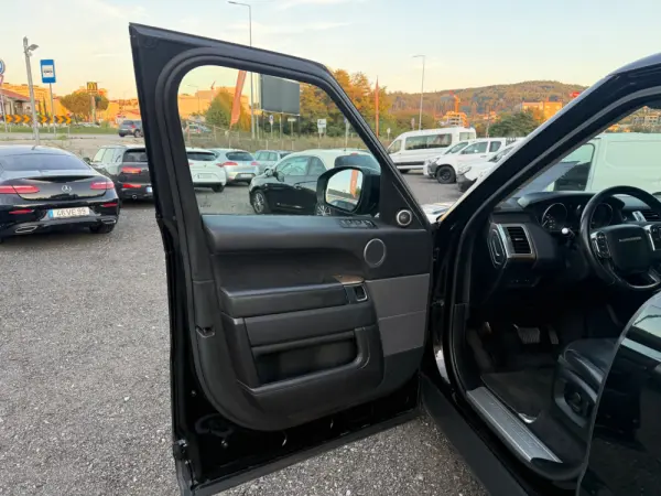 Land Rover Range Rover Sport HSE 27