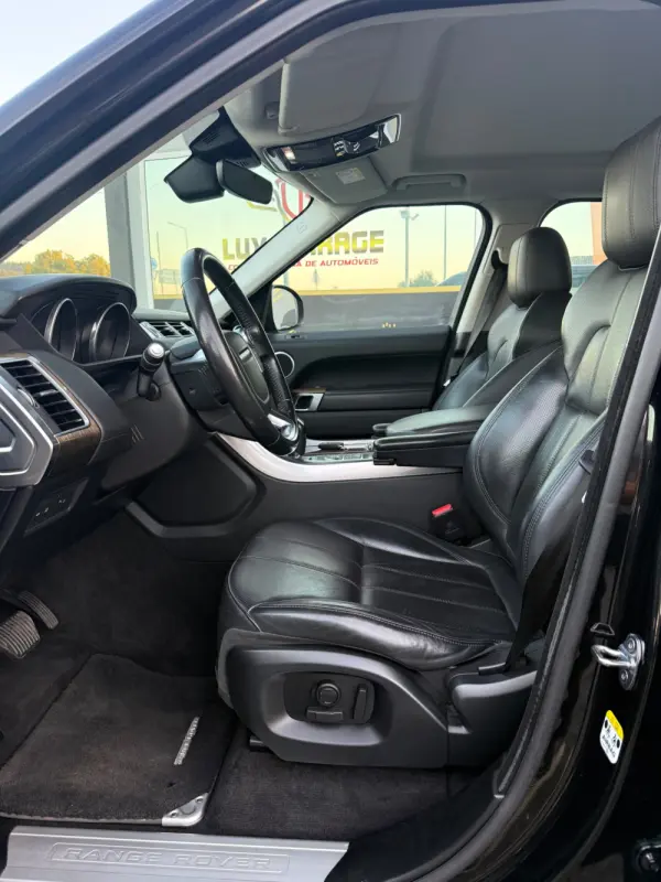 Land Rover Range Rover Sport HSE 25