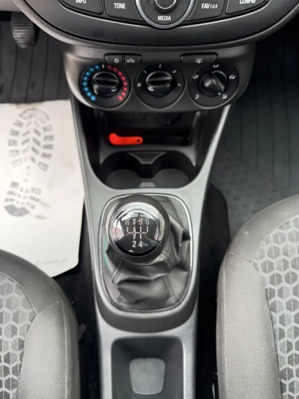 Opel Corsa 1.3 CDTi Dynamic 8