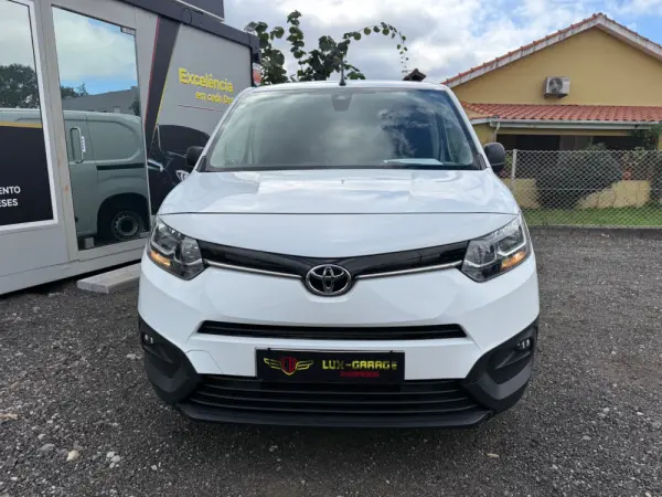 Toyota Proace ProAce City 8