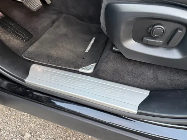 Land Rover Range Rover Sport HSE 29