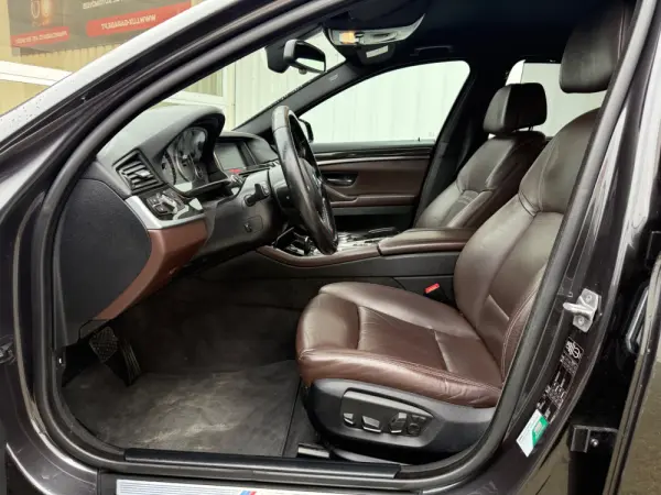 BMW 525 d Pack M Auto 5