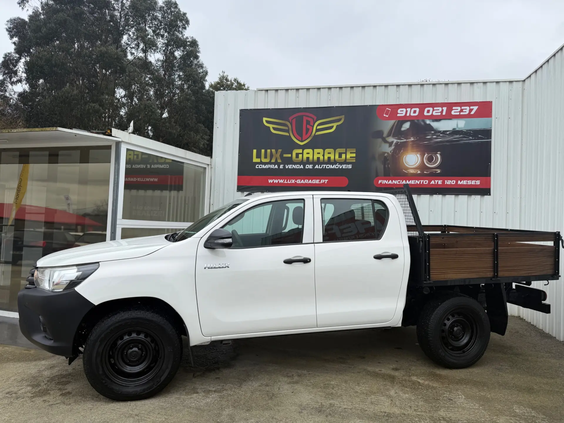 Toyota Hilux 2.4 D-4D 4WD CD CH 9