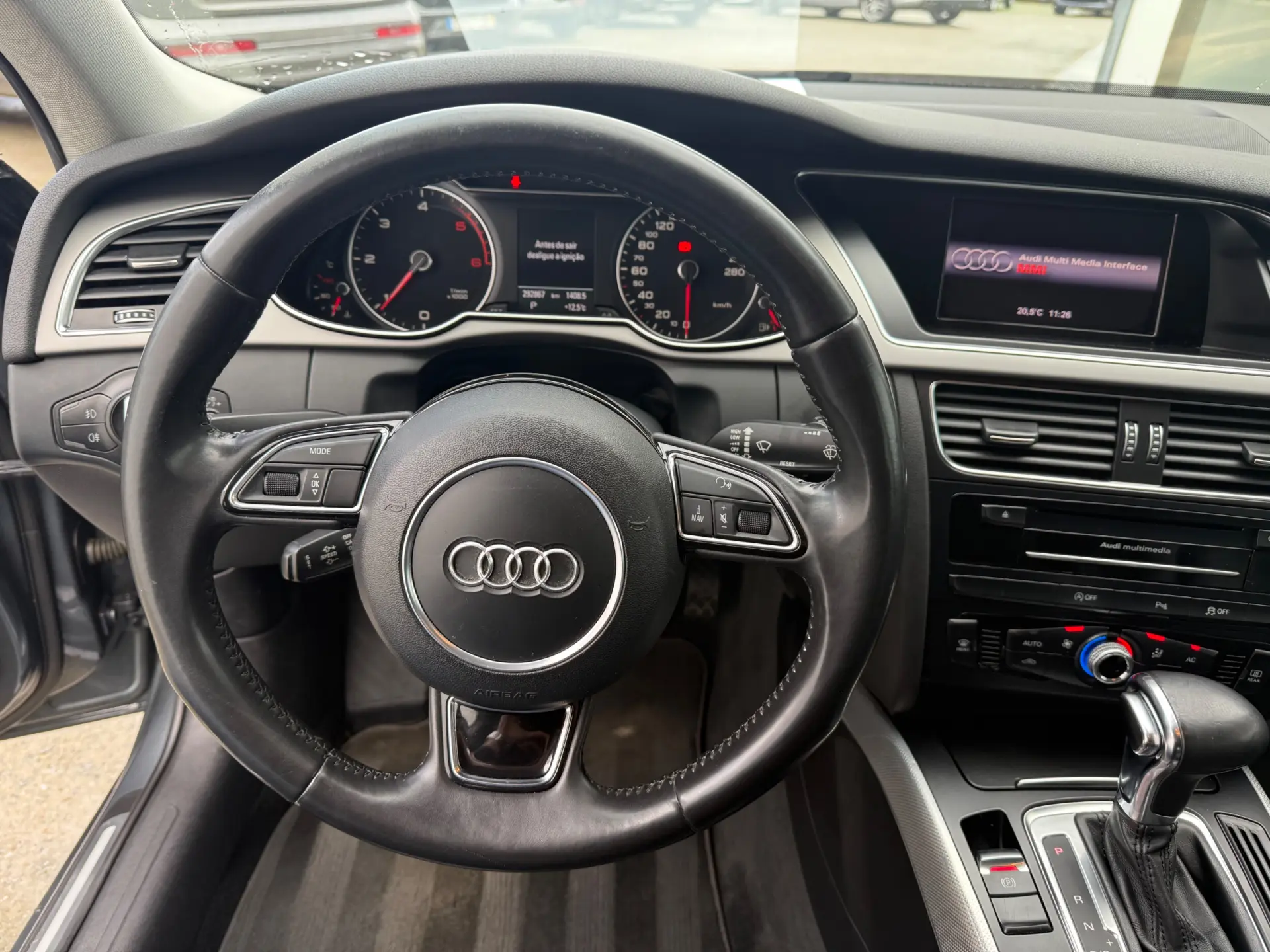 Audi A4 2.0 TDI multitronic Business Line 7