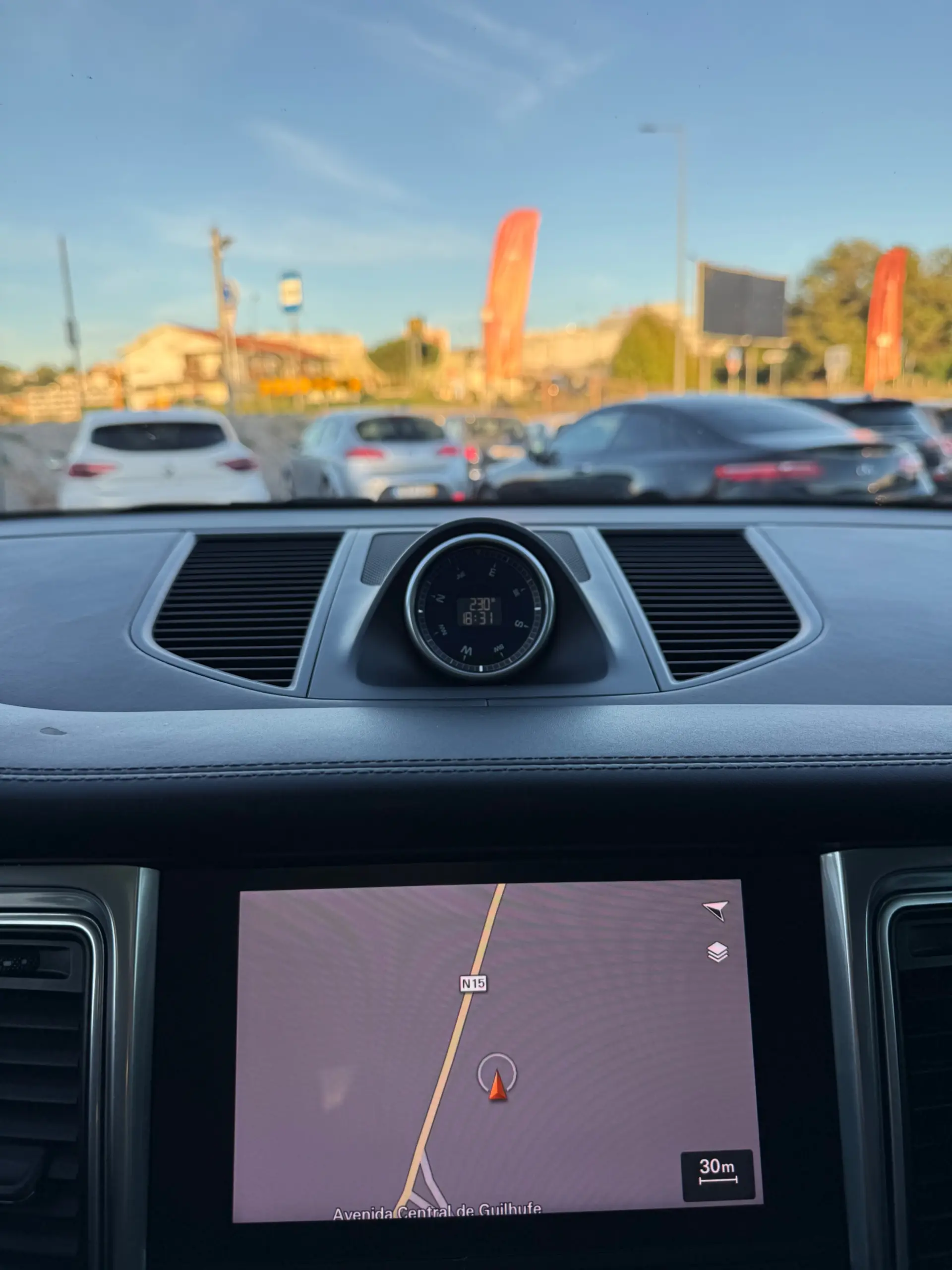 Porsche Macan S 23