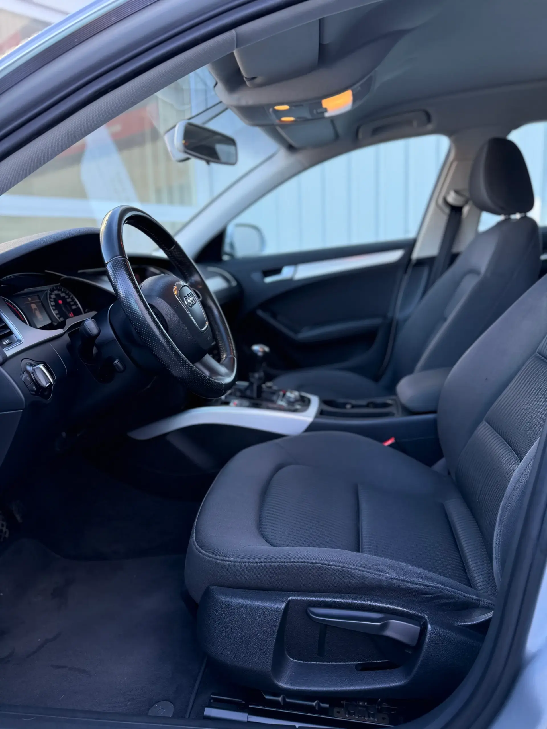 Audi A4 2.0 TDi Sport 6