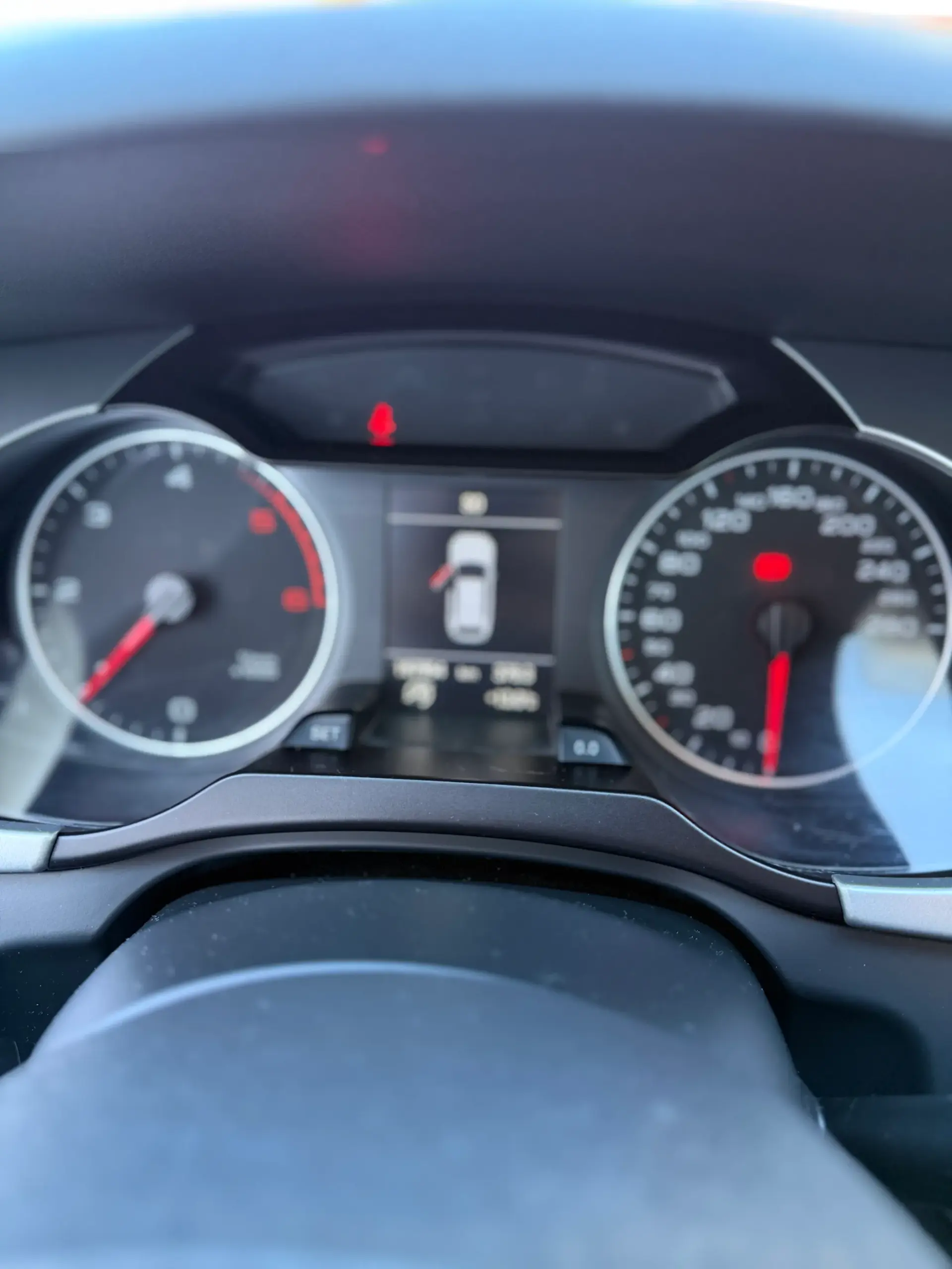 Audi A4 2.0 TDi Sport 10