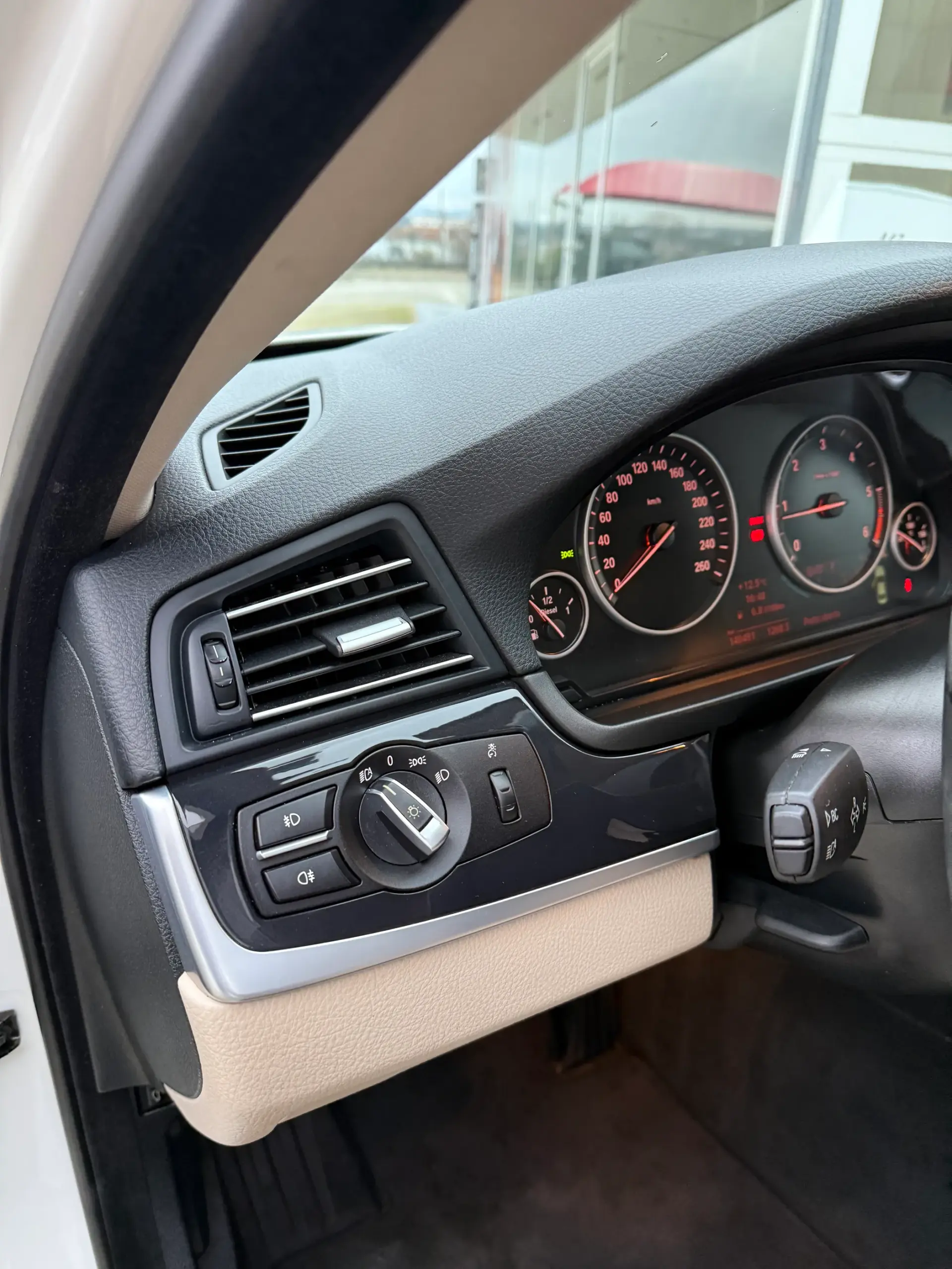 BMW 525 d Auto 126g 8