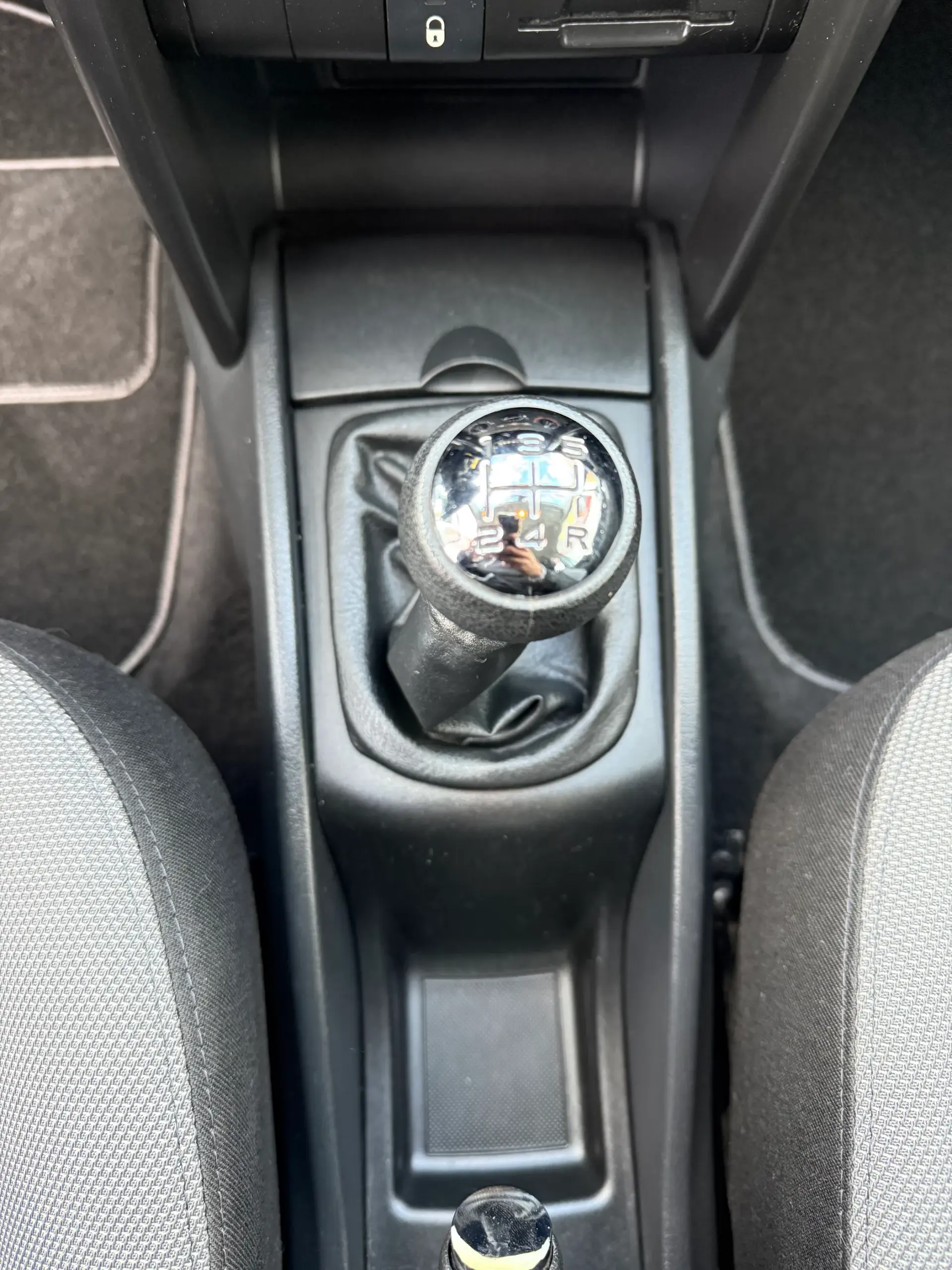 Peugeot 207 1.4 HDi Trendy 9