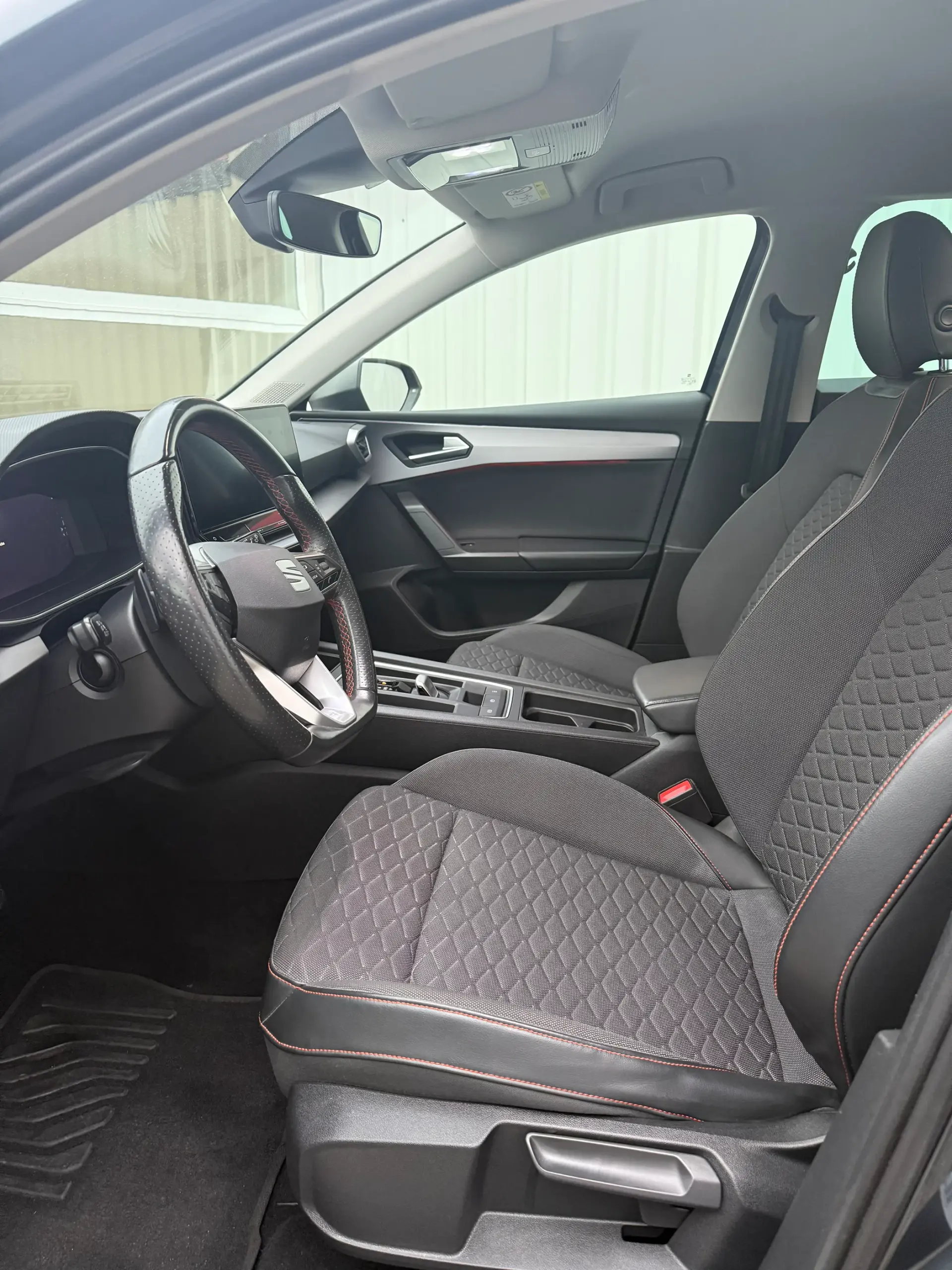 SEAT Leon ST 2.0 TDI FR DSG 8